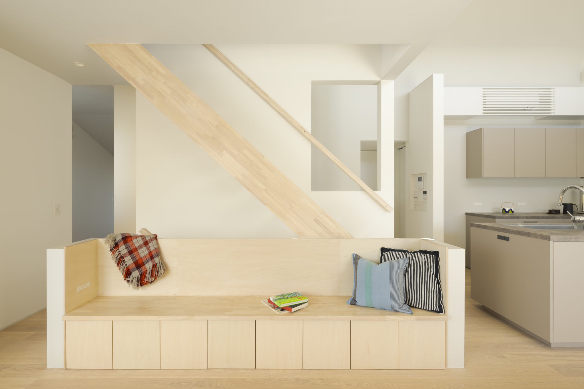 久我山の’Sunny platform house’